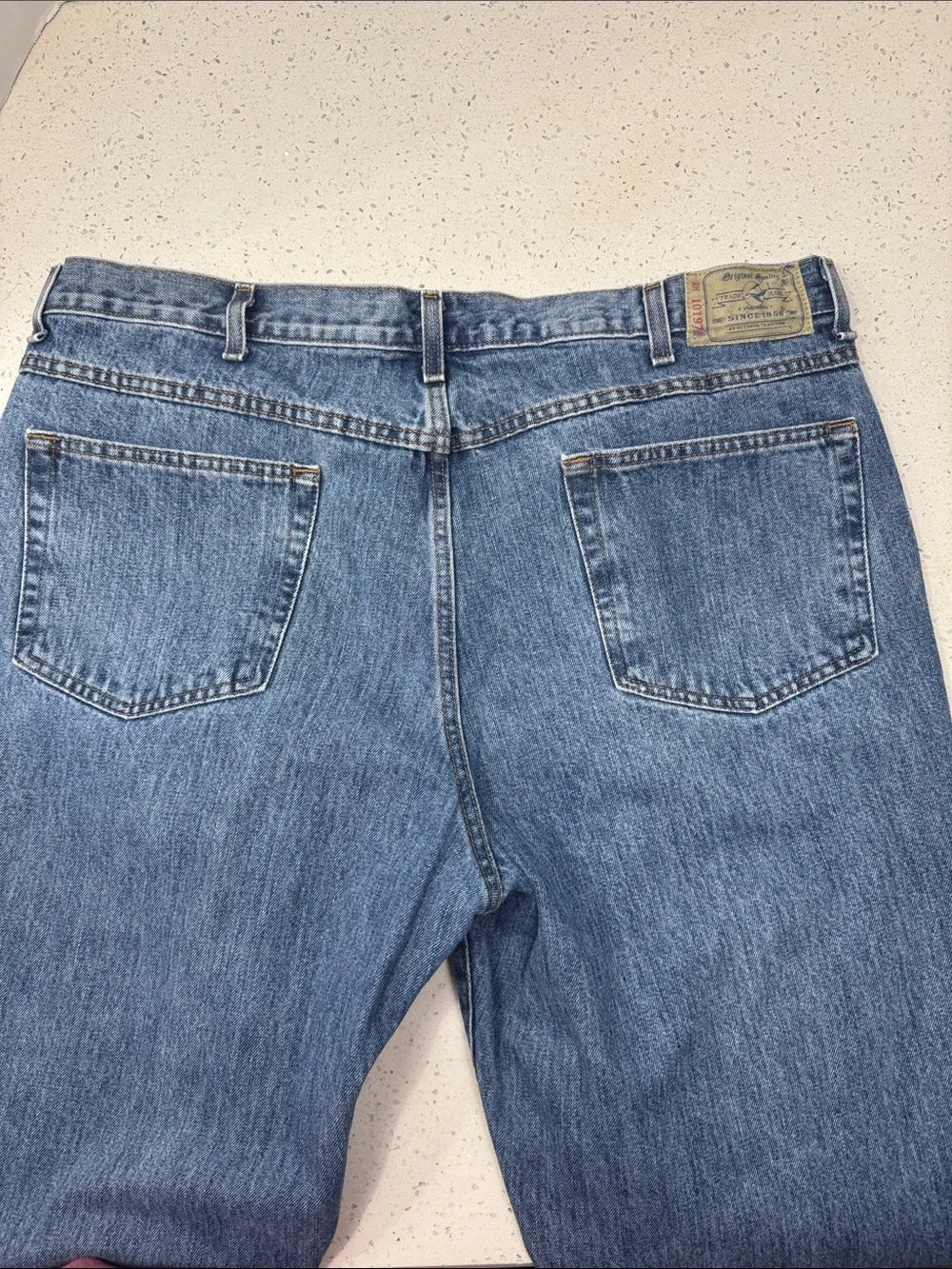 RedHead Men's Relaxed Straight-Leg Jeans in Blue Denim 42x32
